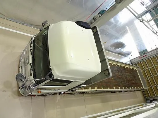 プロフィア 13.5t 4軸 アルミブロック 平ボデー 総輪エアサス 410ps