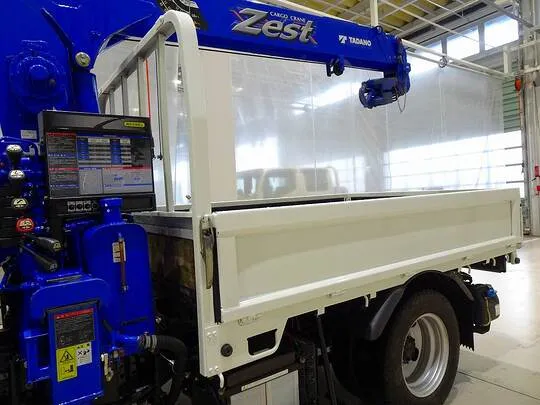 【年次点検済】キャンター 2t 全低床 標準 タダノ3段クレーン付