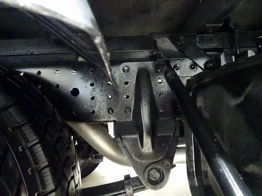 【年次点検済】キャンター 2t 全低床 標準 タダノ3段クレーン付