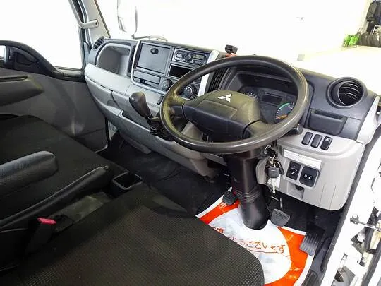 【年次点検済】キャンター 2t 全低床 標準 タダノ3段クレーン付