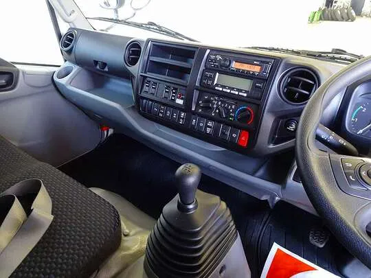 デュトロ 2t 4WD FJL ワイドロング 低温冷凍車 スタンバイ付