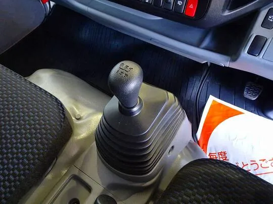 デュトロ 2t 4WD FJL ワイドロング 低温冷凍車 スタンバイ付
