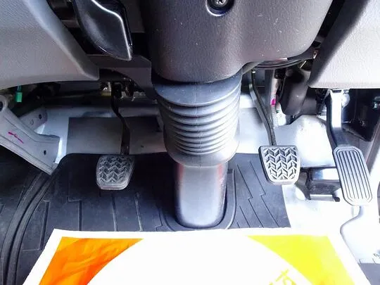 デュトロ 2t 4WD FJL ワイドロング 低温冷凍車 スタンバイ付