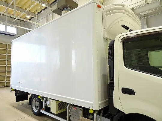 デュトロ 2t 4WD FJL ワイドロング 低温冷凍車 スタンバイ付