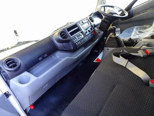 デュトロ 2t 4WD FJL ワイドロング 低温冷凍車 スタンバイ付