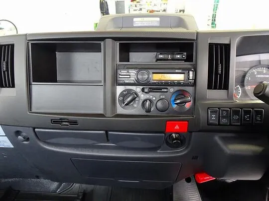 アトラス 1.55t 4WD FSL Sタイヤ 平ボデー