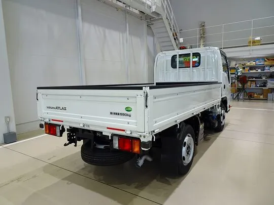 アトラス 1.55t 4WD FSL Sタイヤ 平ボデー