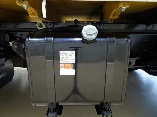 アトラス 1.55t 4WD FSL Sタイヤ 平ボデー