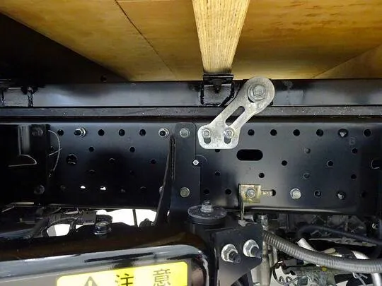 アトラス 1.55t 4WD FSL Sタイヤ 平ボデー