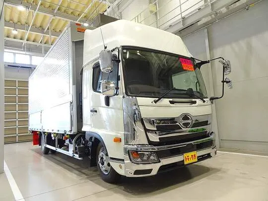 レンジャー 2.7t ワイドベッド付 アルミウイング リアエアサス 240ps 未使用車