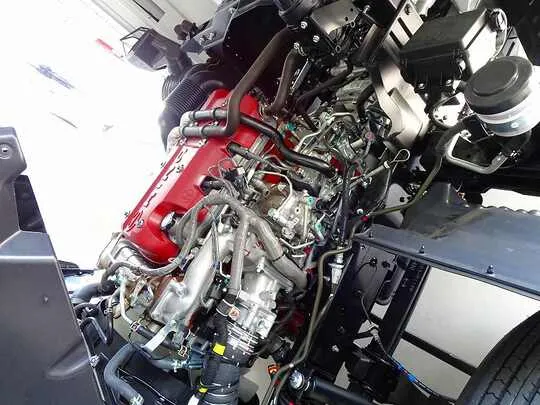 レンジャー 2.7t ワイドベッド付 アルミウイング リアエアサス 240ps 未使用車