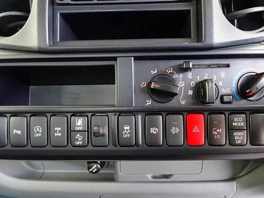 デュトロ 2t 4WD FJL 強化ダンプ 未使用車