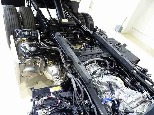 デュトロ 2t 4WD FJL 強化ダンプ 未使用車