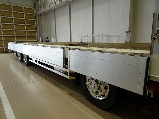 プロフィア 13.5t 4軸 アルミブロック 平ボデー 総輪エアサス 410ps