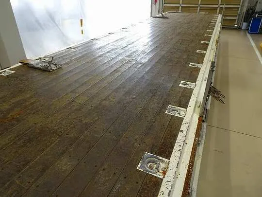 プロフィア 13.5t 4軸 アルミブロック 平ボデー 総輪エアサス 410ps