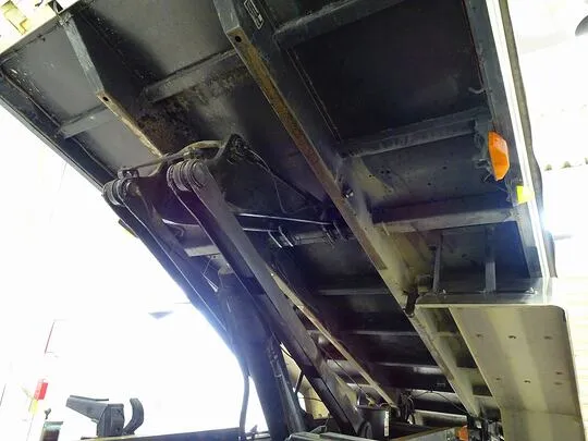 プロフィア 8.9t 3軸 2デフ ダンプ 410ps