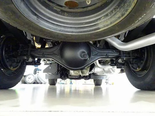 エルフ 1.5t 4WD FFL Sタイヤ 平ボデー