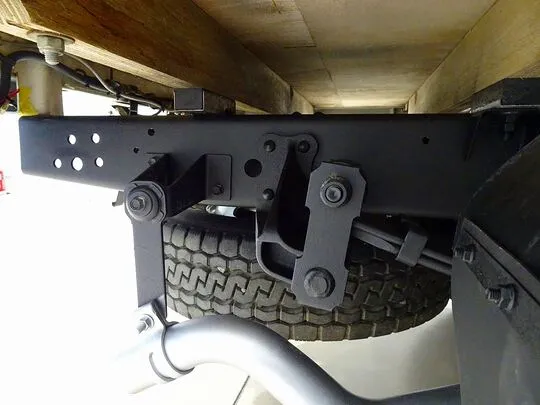 エルフ 1.5t 4WD FFL Sタイヤ 平ボデー