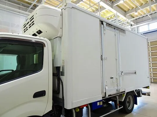 デュトロ 2t FJL ワイドロング 低温冷凍車 スタンバイ/格納ゲート付