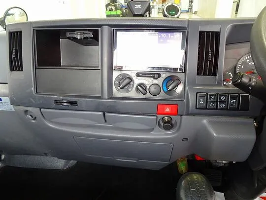 エルフ 1.5t 4WD FFL Sタイヤ 平ボデー