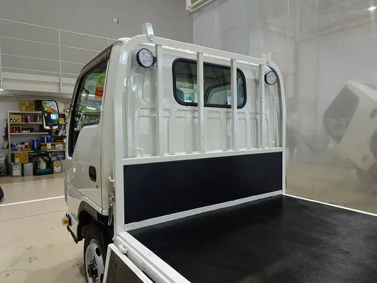 エルフ 1.5t 4WD FFL Sタイヤ 平ボデー