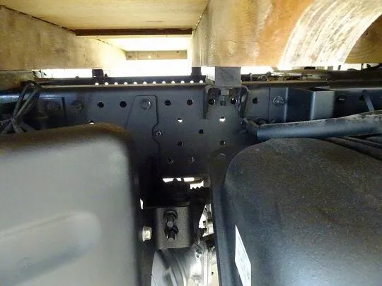 エルフ 1.5t 4WD FFL Sタイヤ 平ボデー