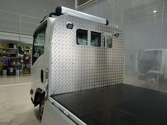 エルフ 2t 4WD FFL 標準セミロング アルミブロック 平ボデー