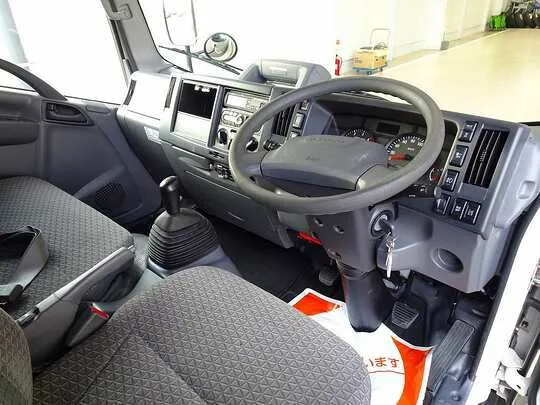 エルフ 1.85t FFL 標準 低温冷凍車 スタンバイ付 総重量5t未満
