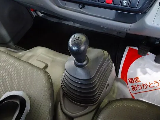 ダイナ 2t FJL 標準 平ボデー
