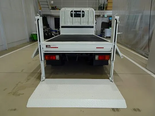 デュトロ 2t 4WD FJL 標準 垂直P/G付