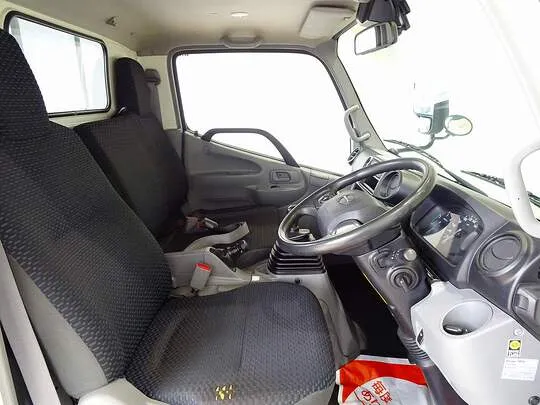 デュトロ 2t 4WD FJL 標準 垂直P/G付