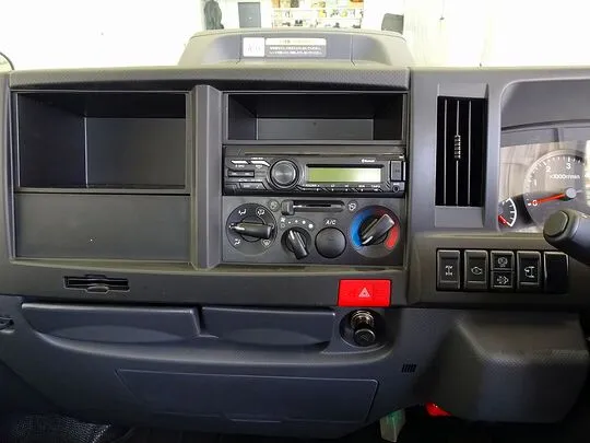 エルフ 2t 4WD FFL 強化ダンプ 未使用車
