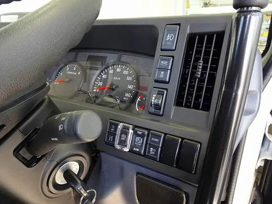 エルフ 2t 4WD FFL 強化ダンプ 未使用車