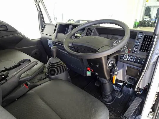 エルフ 2t 4WD FFL 強化ダンプ 未使用車