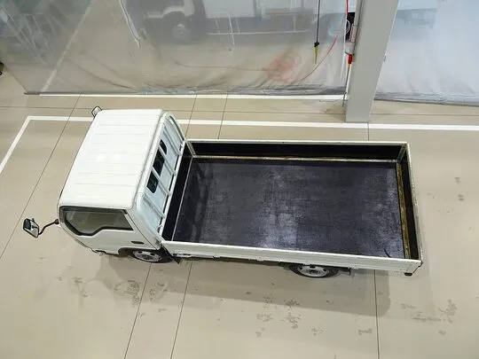 エルフ 1.5t 4WD FFL Sタイヤ 平ボデー